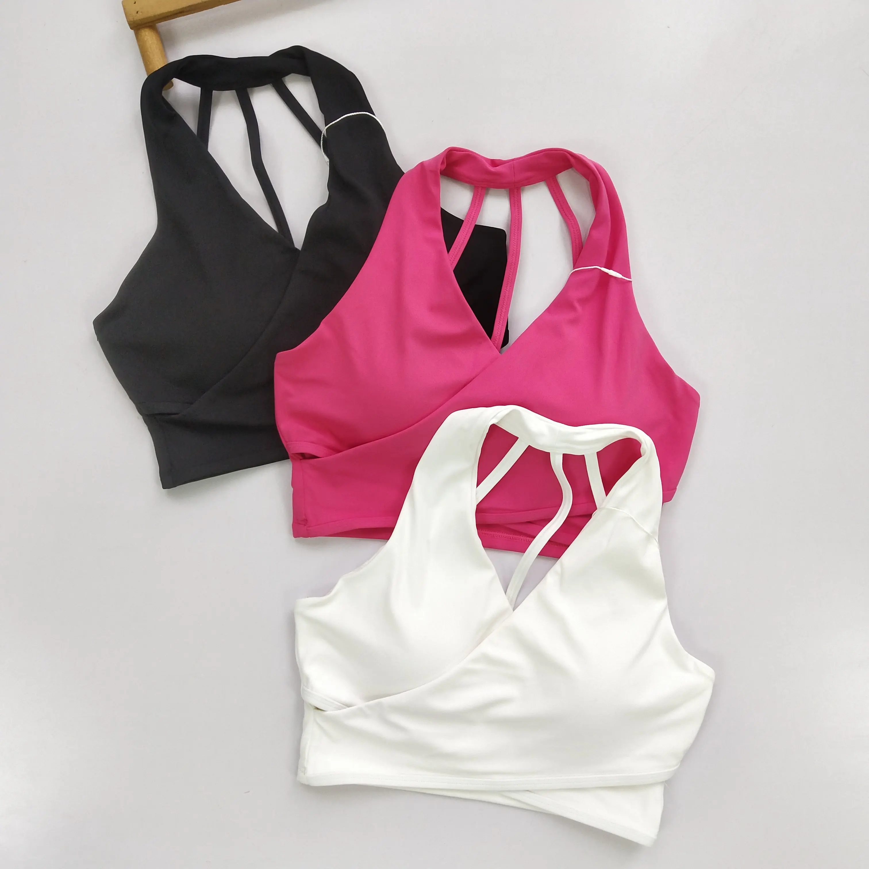 Dames Slim Fit Sportbeha met K - Crossfit Vest recensie en prijs